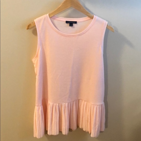 Tommy Hilfiger Tops - Tommy Hilfiger pink tank